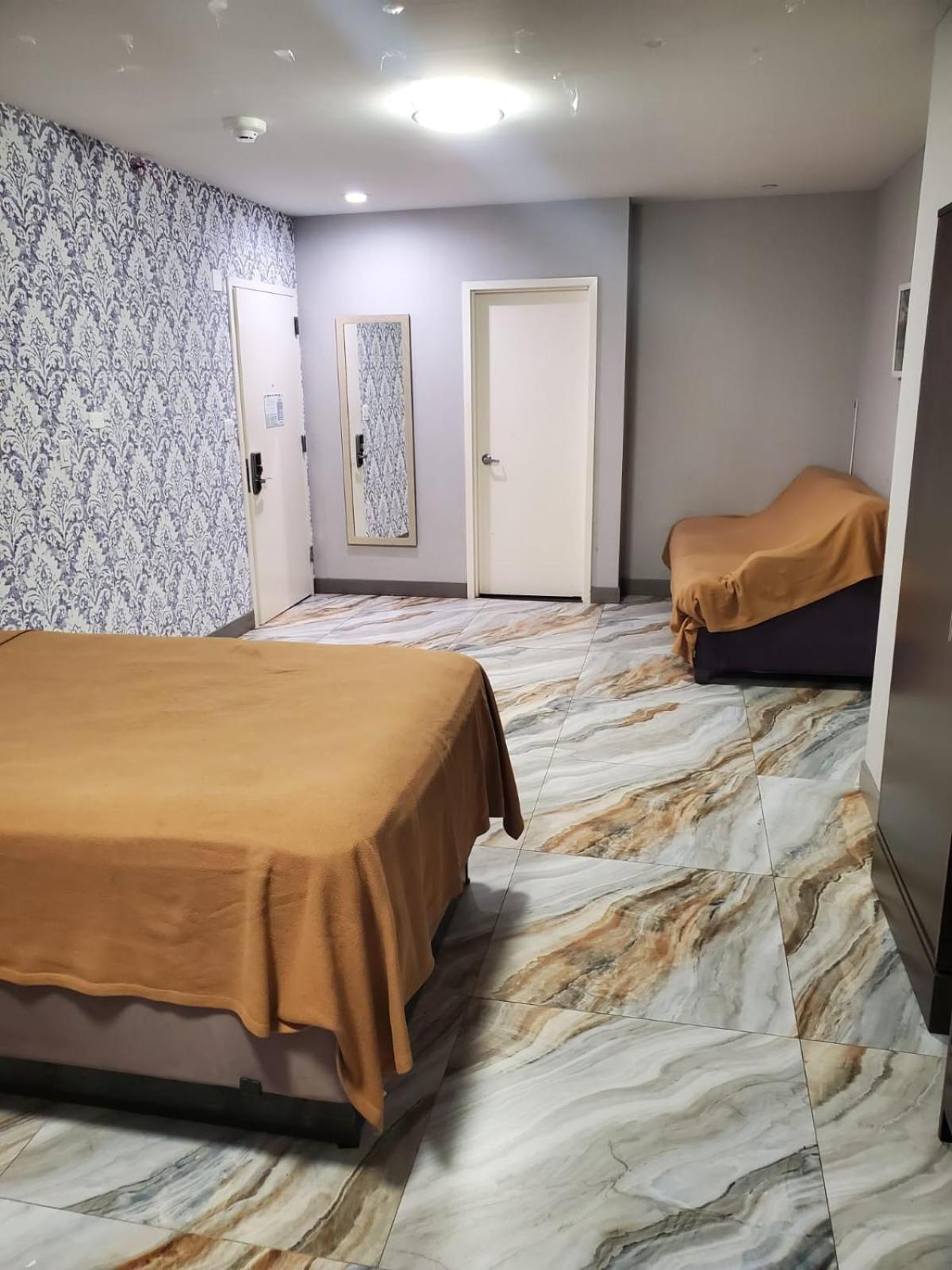 The Essence Hotel At Jfk New York Exterior photo